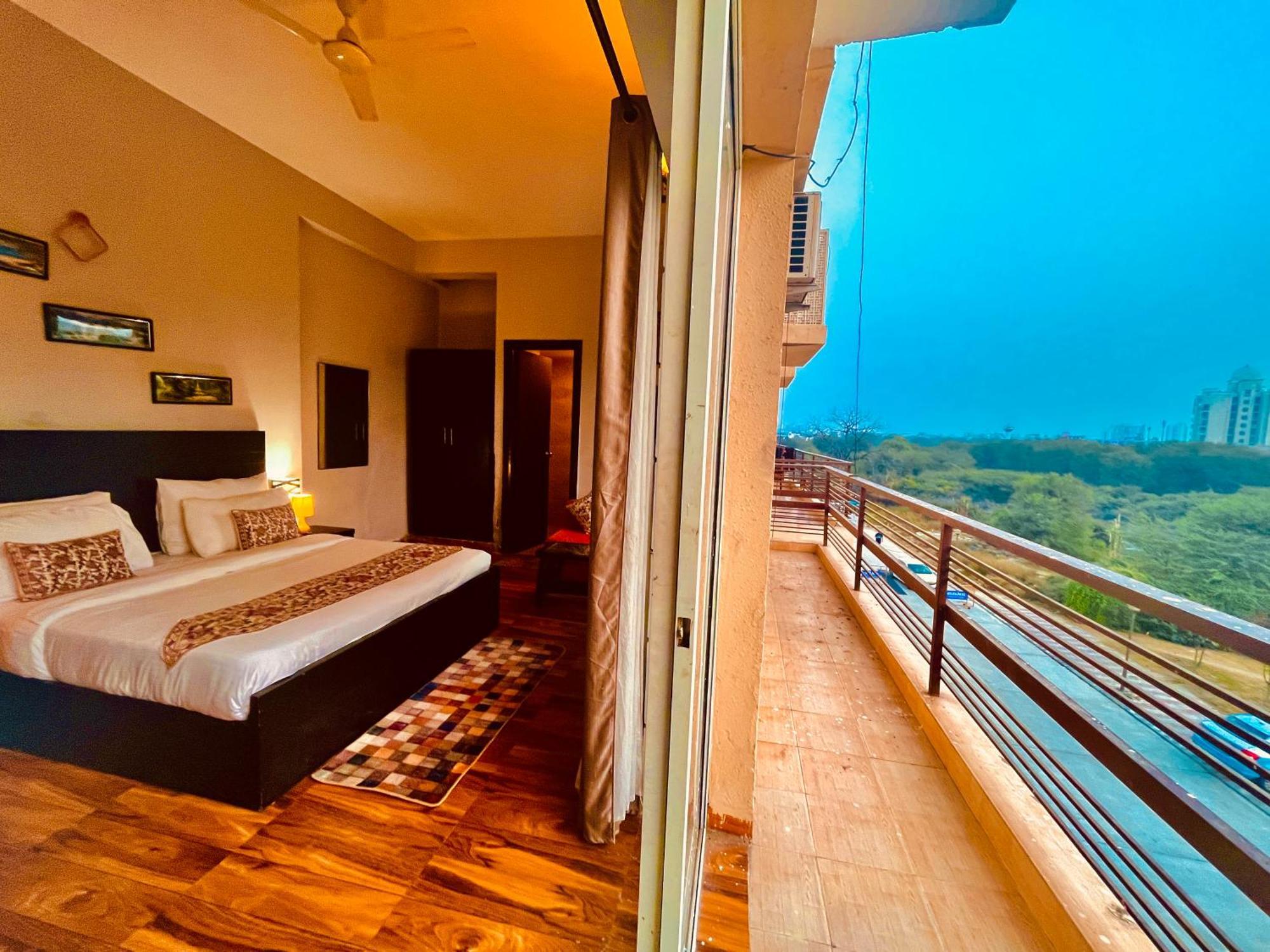 Pearl Grand Boutique Cottage In Omaxe Anandam Vrindavan - #Premium Ac Rooms With Balcony #Big Parking #Lift #Garden #Peaceful Area #Near Prem Mandir #Property Of The Year #Most Awarded מראה חיצוני תמונה