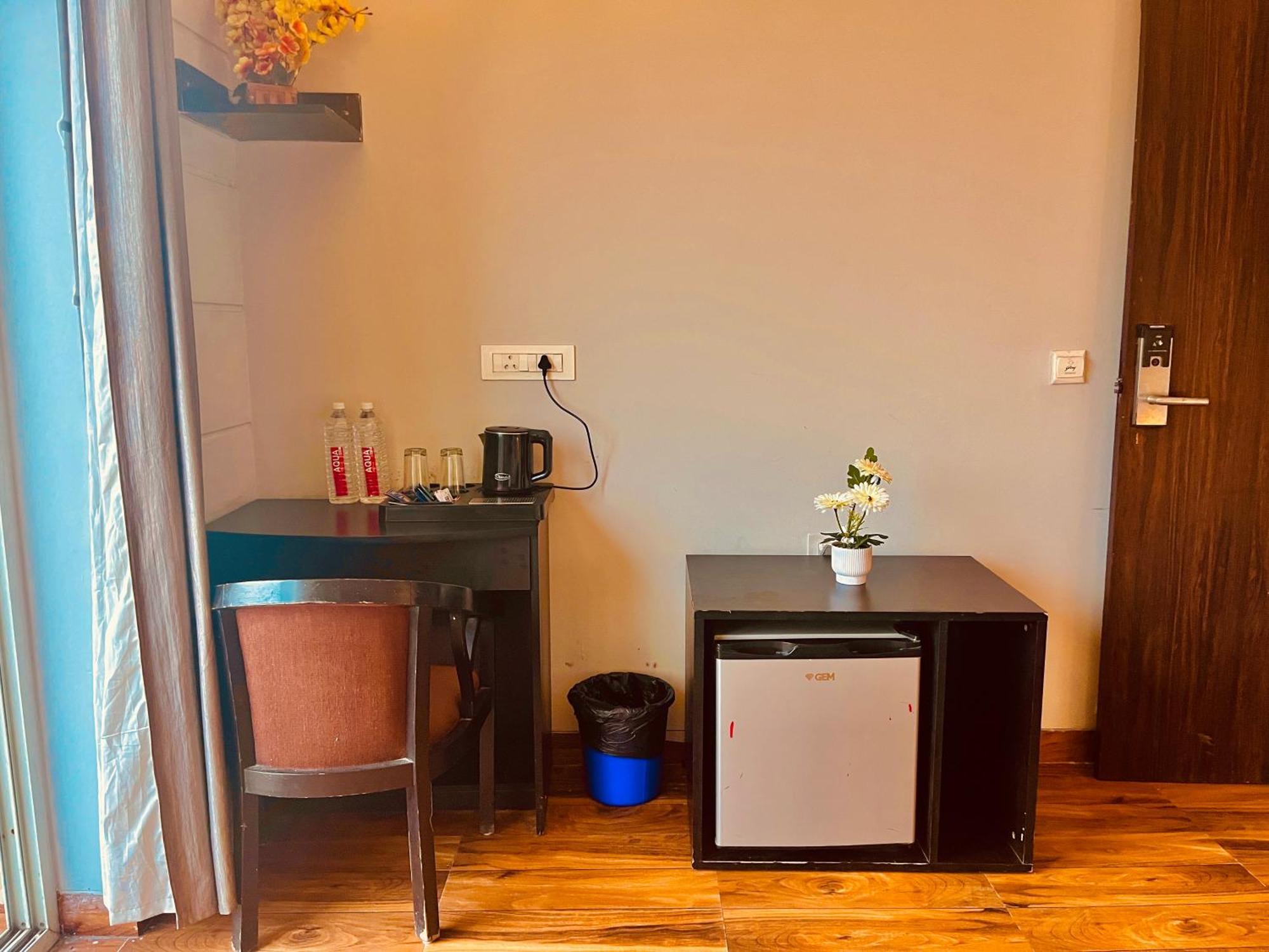 Pearl Grand Boutique Cottage In Omaxe Anandam Vrindavan - #Premium Ac Rooms With Balcony #Big Parking #Lift #Garden #Peaceful Area #Near Prem Mandir #Property Of The Year #Most Awarded מראה חיצוני תמונה